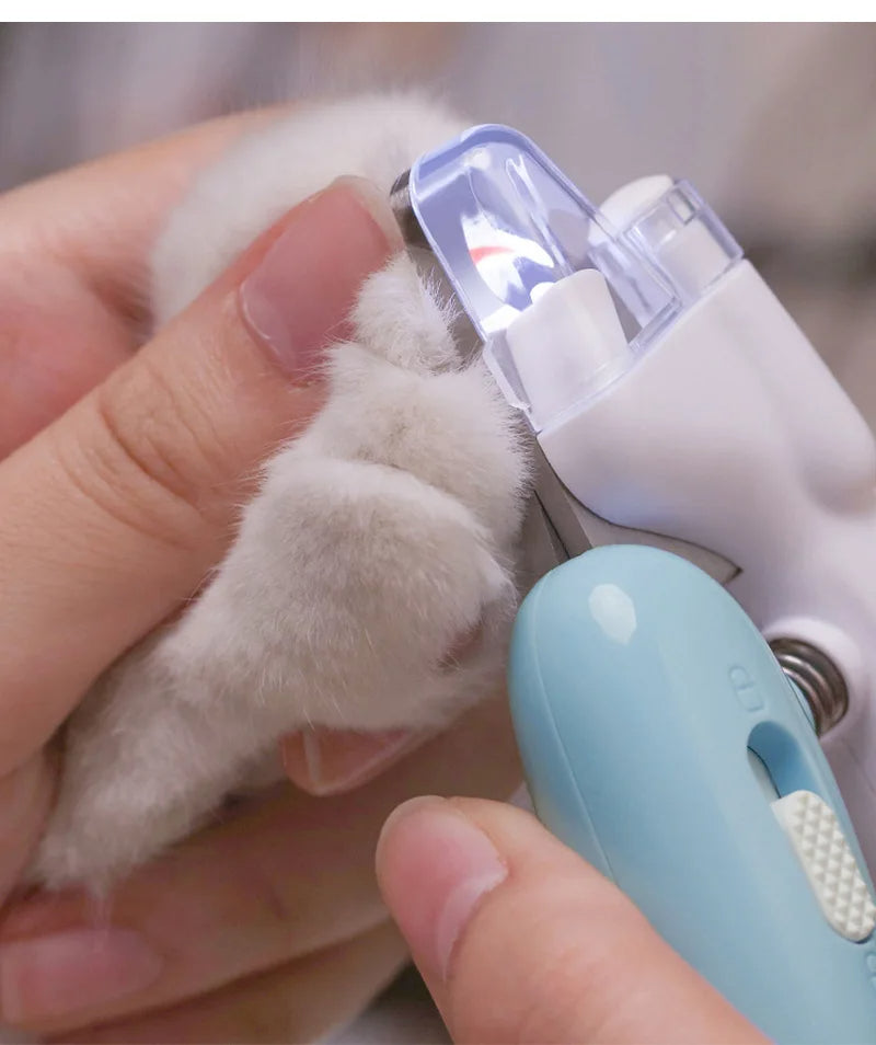 LED Pet Nail Clippers with Light - photo 12